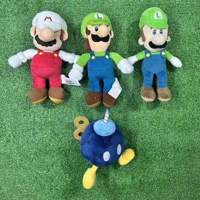 Lot of 4 Super Mario Plush : Nintendo Mario Luigi Bob-omb