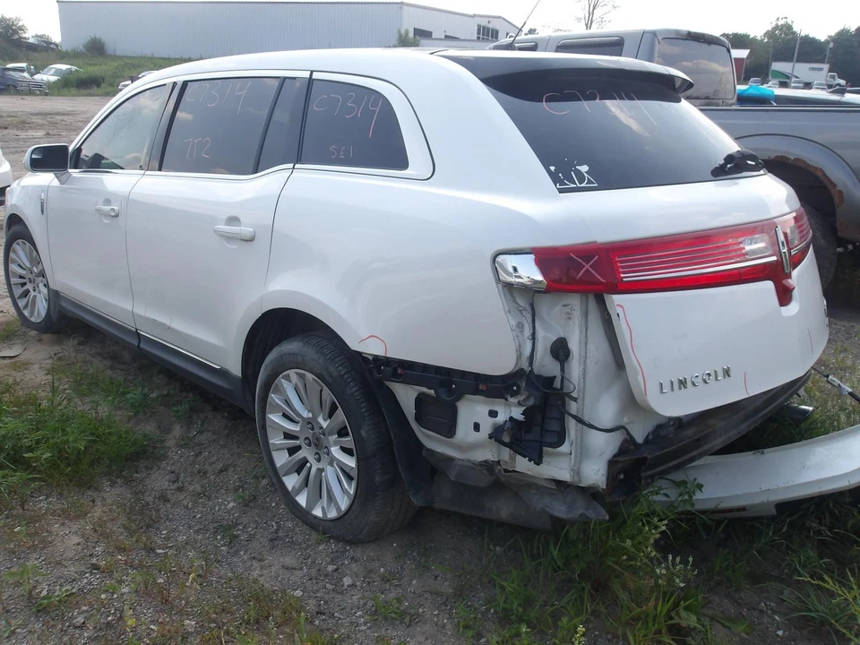 Eje de transmisión exterior delantero derecho usado se adapta a: Lincoln MKT 2012 delantero con turbo SHO Foto 3 de 4