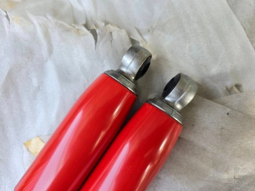 YAMAHA YA6 YA7 YB125 Rear Shock Absorber Red Genuine NOS JAPAN 137-22210-00-24 - Picture 8 of 14