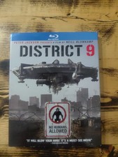 District 9 Blu-ray, 2009 Combined Shipping Available