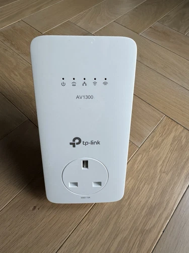 TP-Link TL-WPA8631P AV1300 Gigabit Passthrough Powerline ac Wi-Fi Extender UK