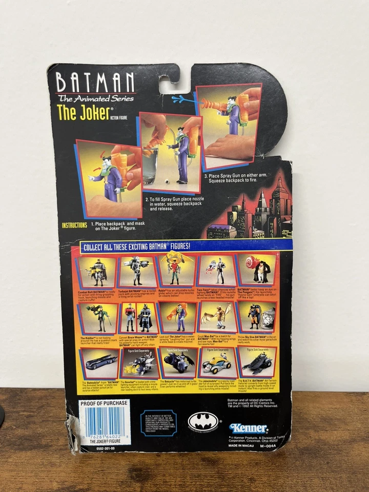 KENNER 1992 BATMAN LA SERIE ANIMADA 'EL BROMISTA' con PISTOLA PULVERIZADORA DE GAS RISA Foto 2 de 4