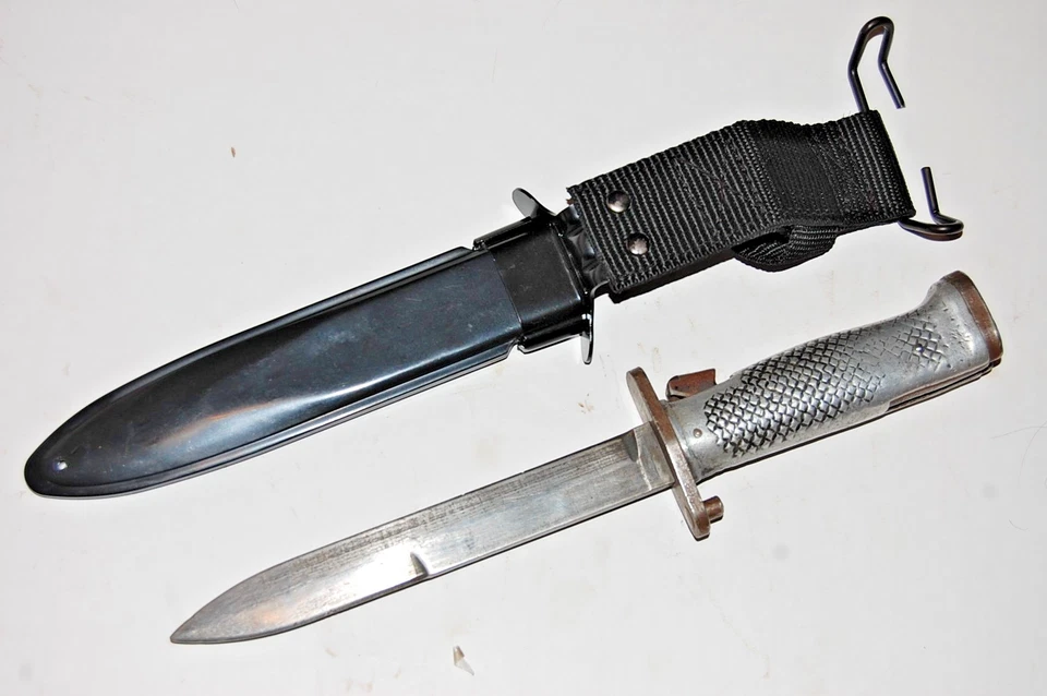 Cuchillo Bayoneta Turco M1 Garand M5A1 con Vaina Nueva - Excedente Militar Foto 2 de 4