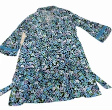Studio Donatella Floral Robe Size L/XL lightweight Lace Tie Blue Purple