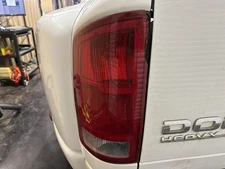 DODGE 3500 PICKUP 2003-2005 LEFT TAILLIGHT PICKUP MOUNTED IN BOX SIDE