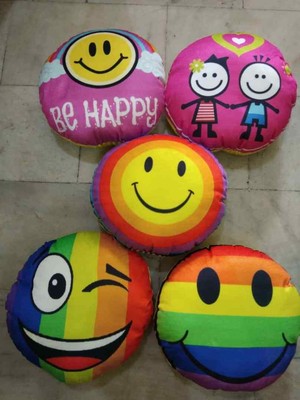 smiley pillows set