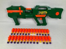 BUZZ BEE BELT BLASTER PUMP ACTION SOFT DART GUN w/ 28 SHELLS DARTS SEE DESC
