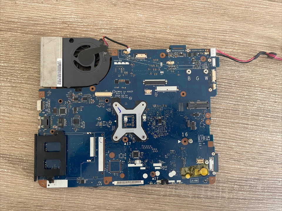 MOTHERBOARD  TOSHIBA SATELLITE L500 KSWAA LA-4982P REV: 1.0 - Image 2 of 2