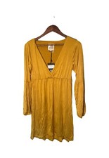 Chaser Women’s Lantern Sleeve V-Neck Surplice High Lo Dress Marigold Size M NWT