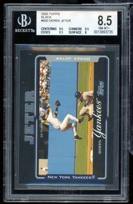 Derek Jeter Card 2005 Topps Black #600 (37/54) BGS 8.5