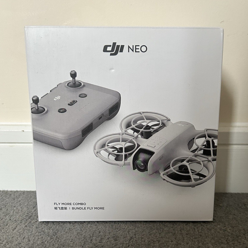 DJI Neo Fly More Combo Ready to Fly Drone 4K Ultra-Stabilised, 18min 130m