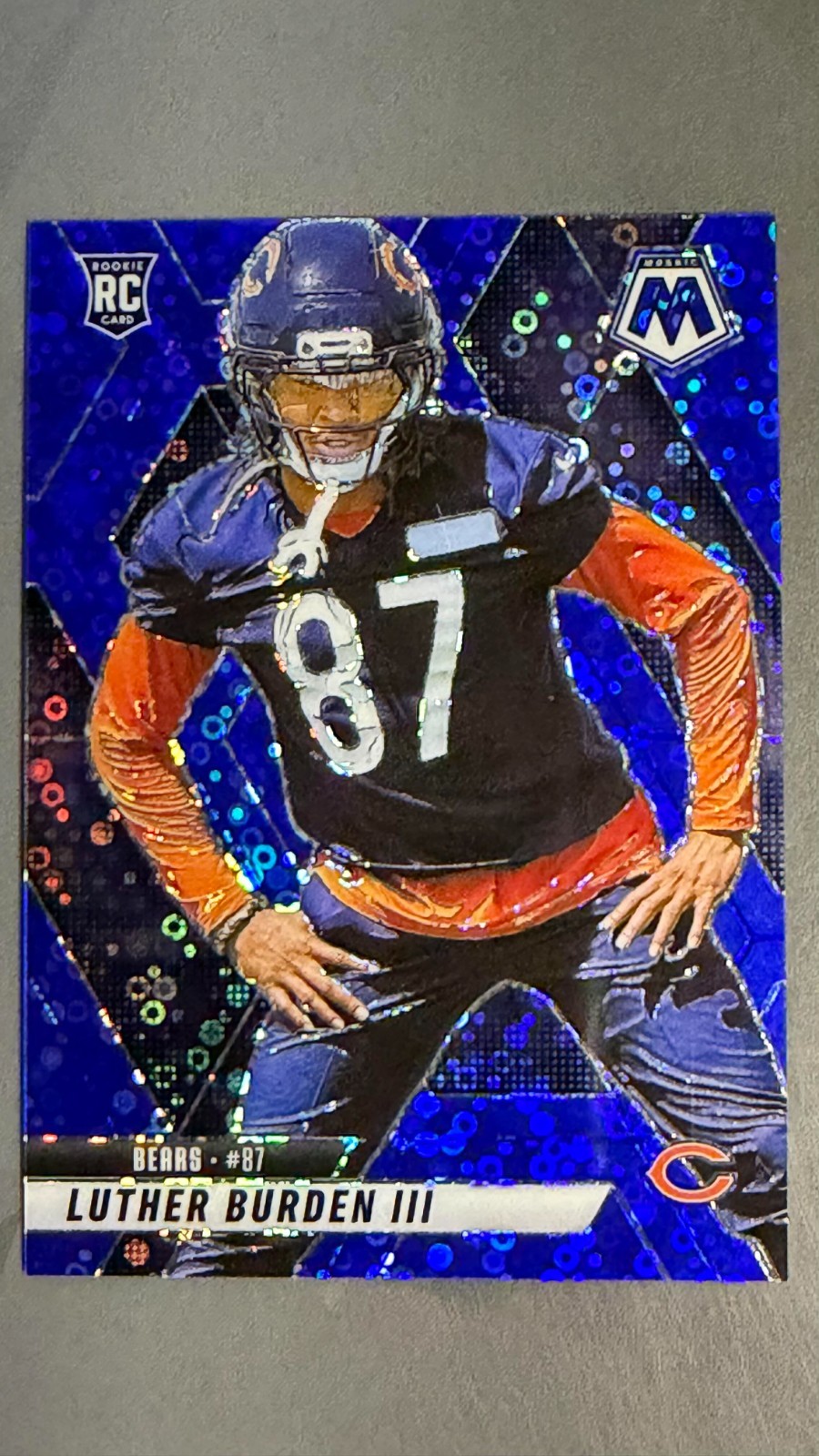 2025 Panini Mosaic Luther Burden III Mosaic No Huddle Blue 75/99 #383 Chicago