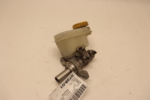 2013-2016 SUBARU XV CROSSTREK A/T CVT POWER BRAKE MASTER CYLINDER W/ TANK OEM