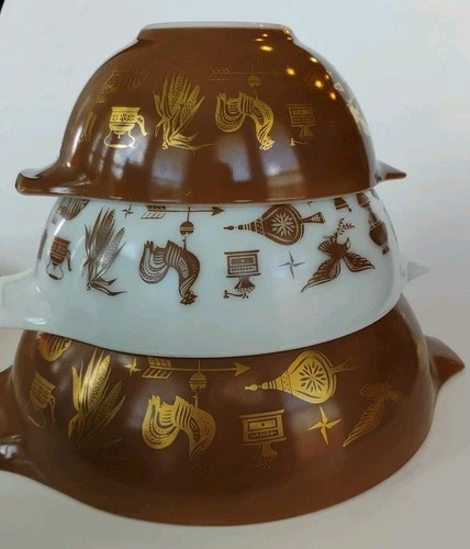 Vintage Pyrex Early American Set of 3 Cinderella Mixing Bowls 442, 443, & 444