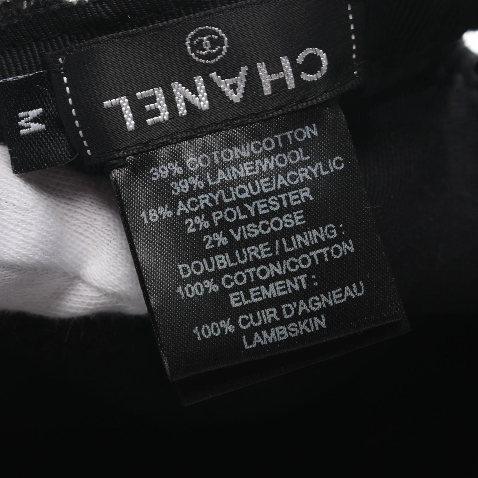 Cappellino CHANEL COCO Mark lana cotone nero bianco usato donnaa t