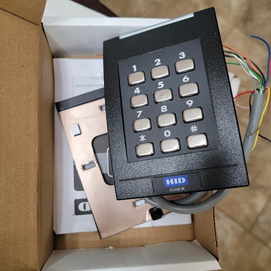 HID iClass SE RK40 Keypad Wall Switch Reader 921NBNNEKE0000 eBay