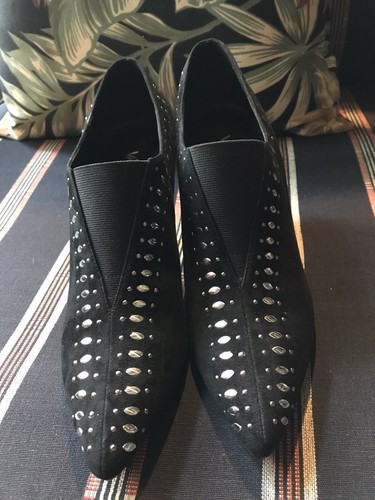 Vaneli Black Silver Studded Suede Shooties Size 8 - Picture 2 of 8