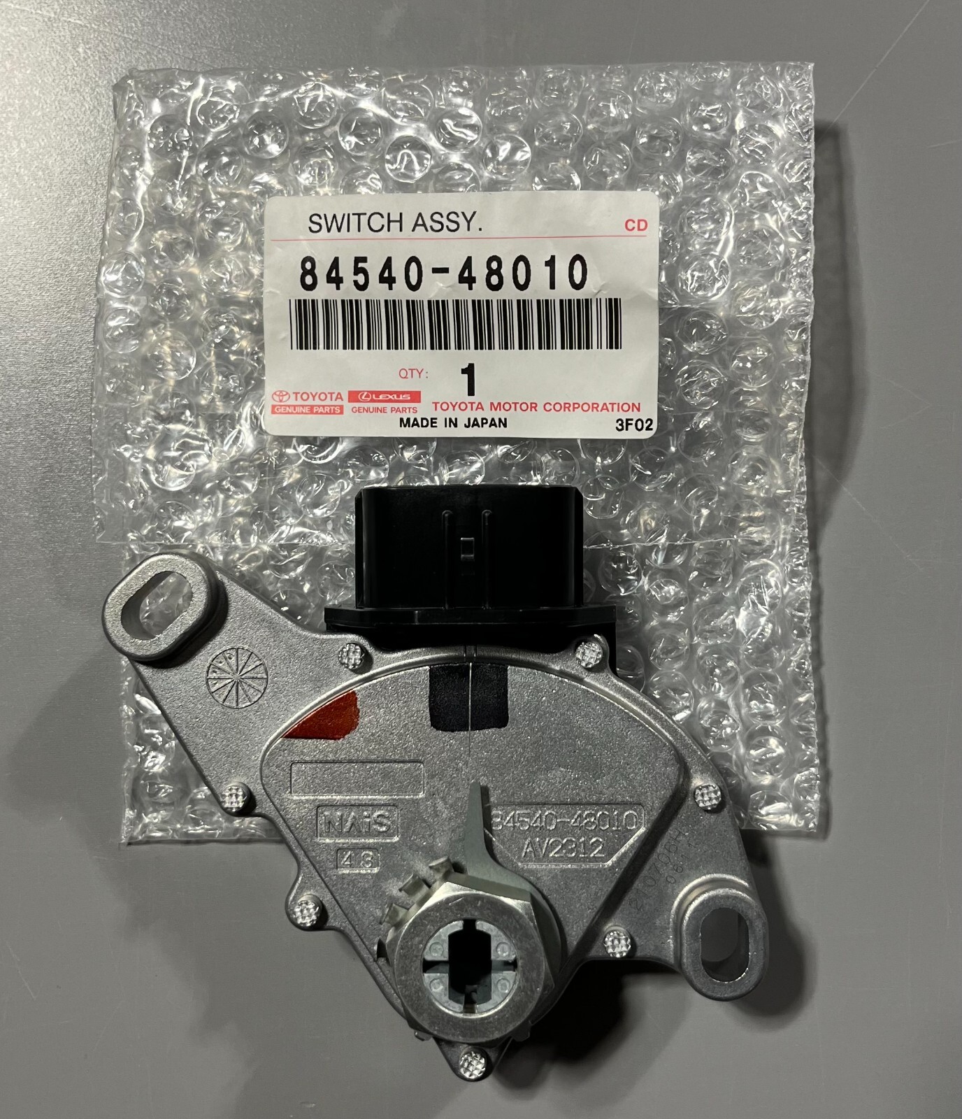 Picture 1 of 4