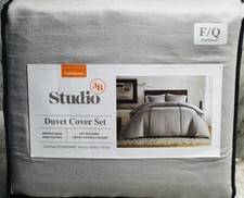 Studio Duvet Cover Set-Full/Queen Size 1 Duvet Cover/2 Shams 