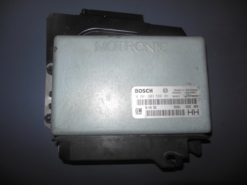 Steuergerät Motorsteuergerät Opel Omega A 2.5 V6 90492382 0261203588 Bosch