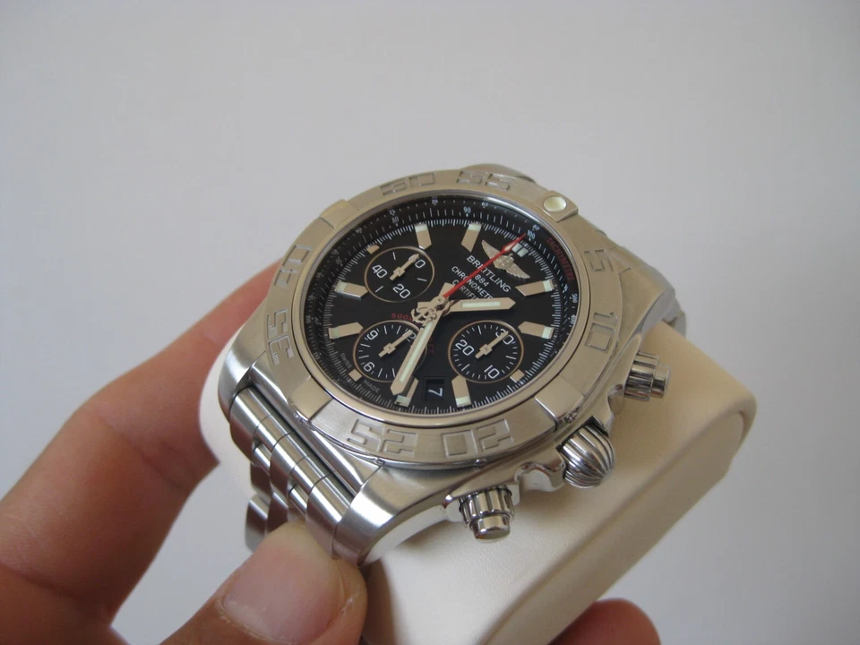 RELOJ BREITLING CHRONOMAT 44 B01 SS HERMOSO RARO ESFERA NEGRA PARA HOMBRES 44 MM AB0110 Foto 4 de 4