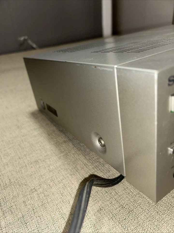 Sony STR-VX22 FM Stereo/FM-AM Receiver Vintage Working Japan - Image 4 of 4