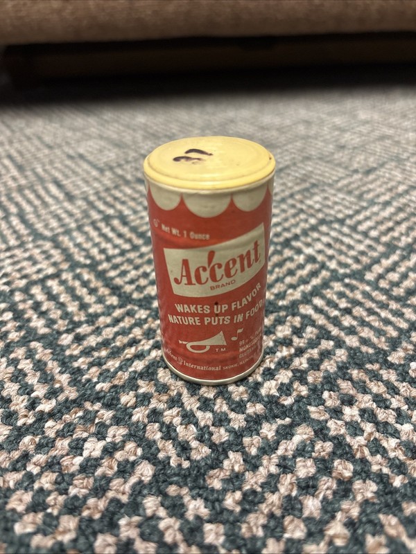 Vintage ACCENT Brand Food Seasoning Flavoring Spice Shaker MSG "Wakes Up Flavor"