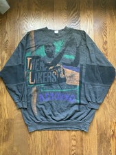 Los Angeles Lakers Vintage Sweater Size Large NBA Basketball Magic Johnson