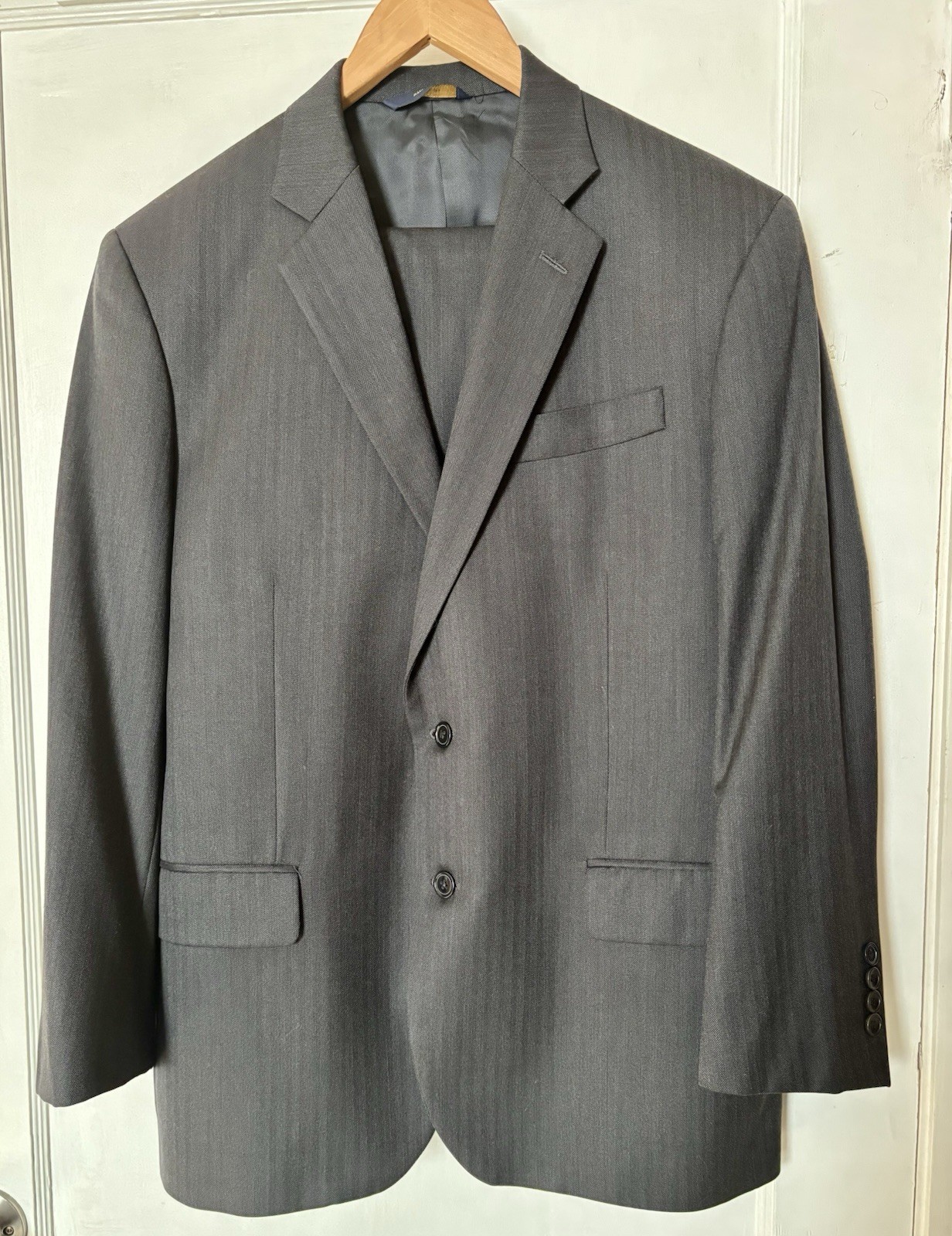 Brooks Brothers 1818 Collection Madison fit Suit Jacket with Pants. Sz 42S/37W