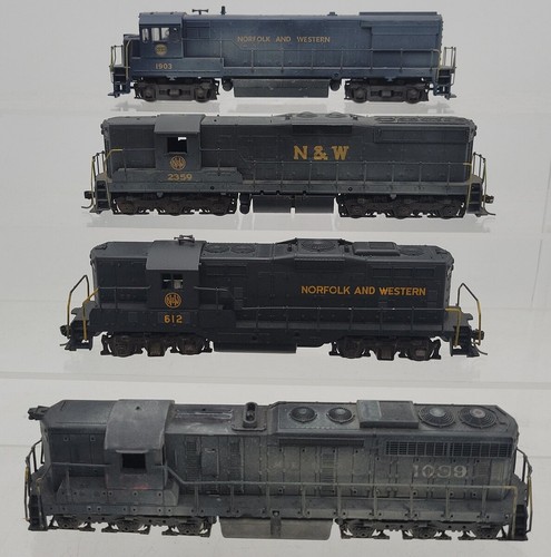 Locomotoras diésel personalizadas surtidas Athearn HO #2359,1903,612,1089 [4] | Condition: Used