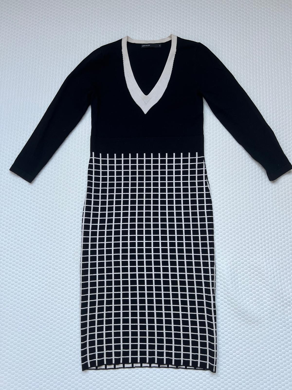 Karen Millen Black & White Grid Knit Midi Dress V-Neck Long Sleeve Size 2