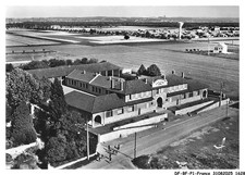 DF-BFP1-0815-71 - IN Flugzeug Oberhalb Chatenoy-Le-Royal - Der Gruppe Scolaflex