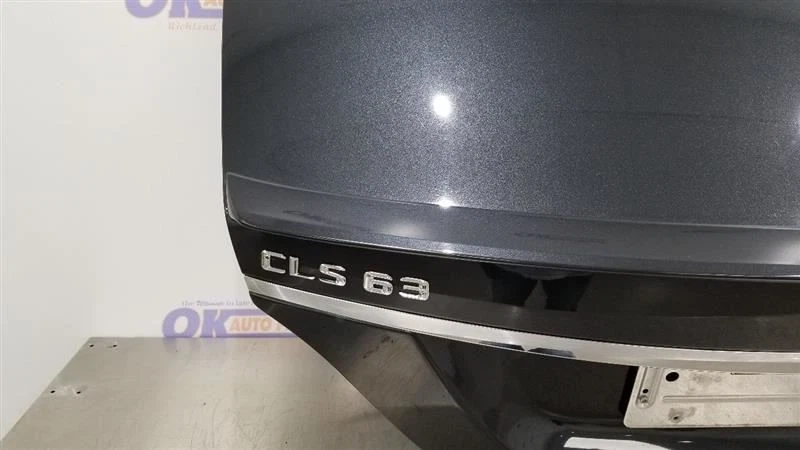 15 MERCEDES BENZ CLS63S 218 TYPE COMPLETE REAR TRUNK HATCH DECKLID ASSEMBLY GRAY - Image 3 of 4