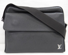 LOUIS VUITTON Taiga Alex Messenger Shoulder Bag M30261 Leather Black 16220811200