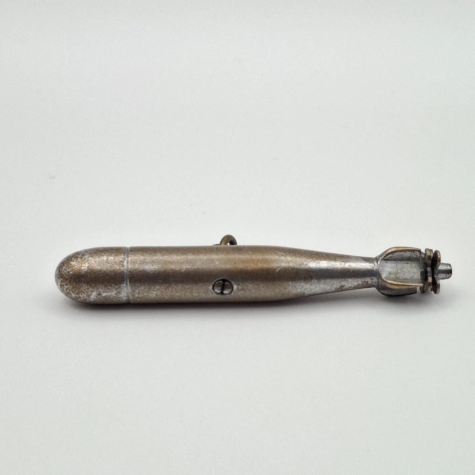 Penda Torpedo Vintage Segunda Guerra Mundial Era USN Marina de los Estados Unidos Latón Dorado Sweetheart (CP4008113) Foto 4 de 4