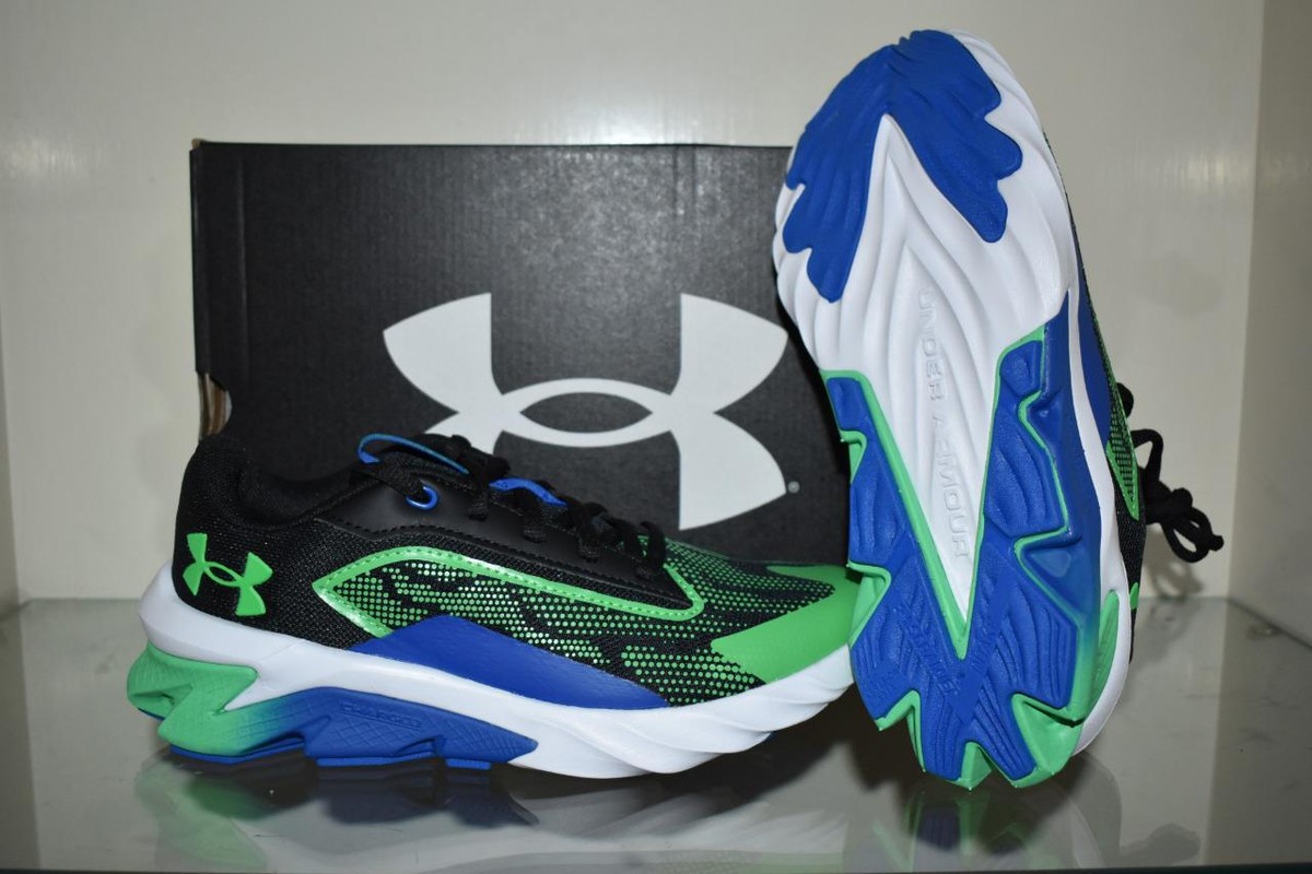 Under Armour Boys' Grade School Charged Scramjet 4 Running