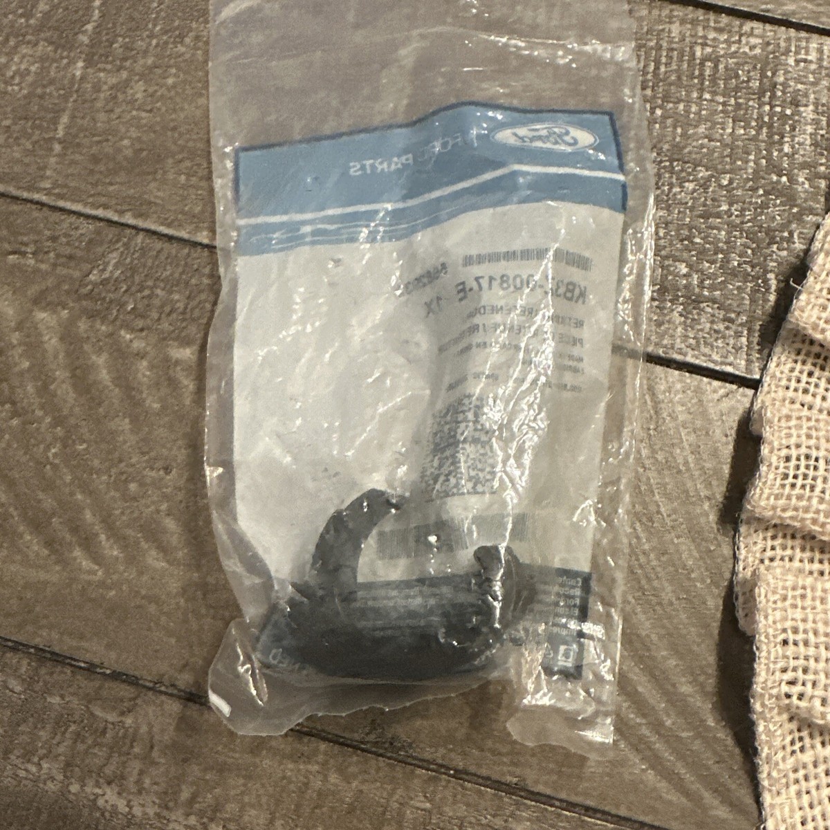 Genuine Ford OE Clip KB3Z-00817-E | eBay