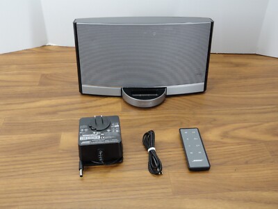 Bose SoundDock Portable Digital Music System with Power Supply