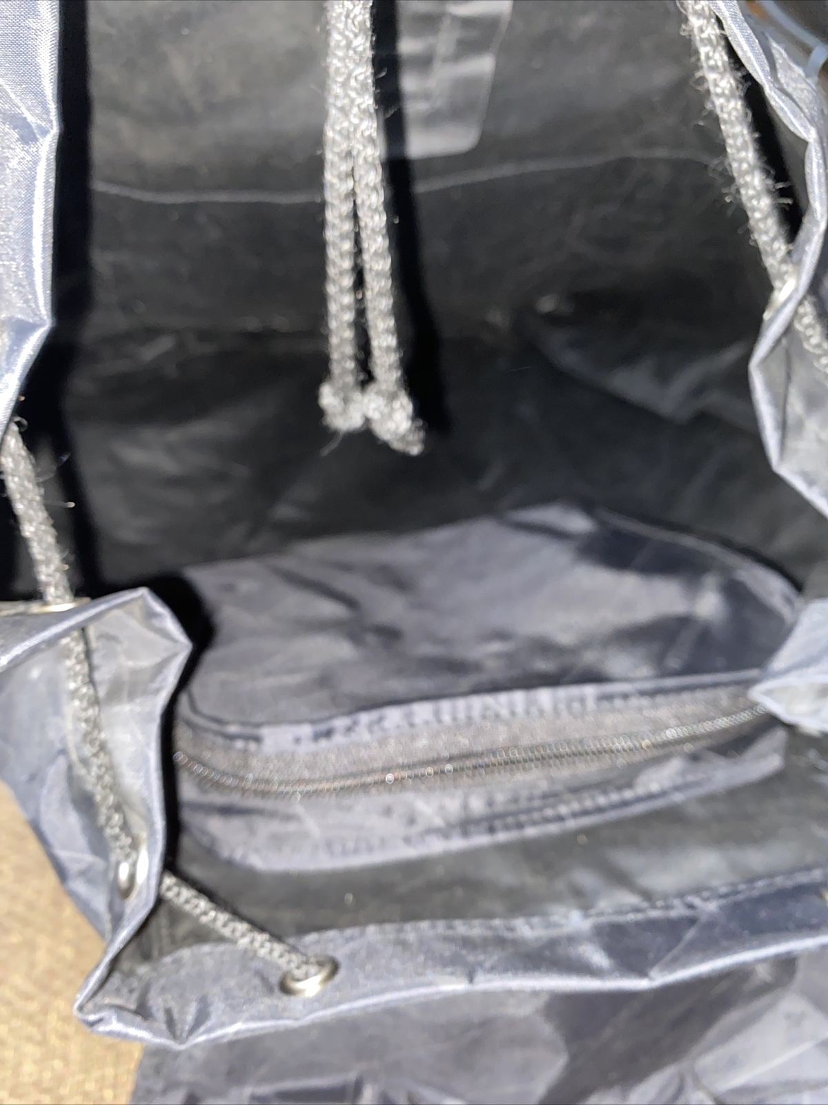 samsonite backpack with detachable pouch - image 7