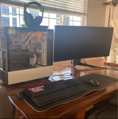pc gaming setup 