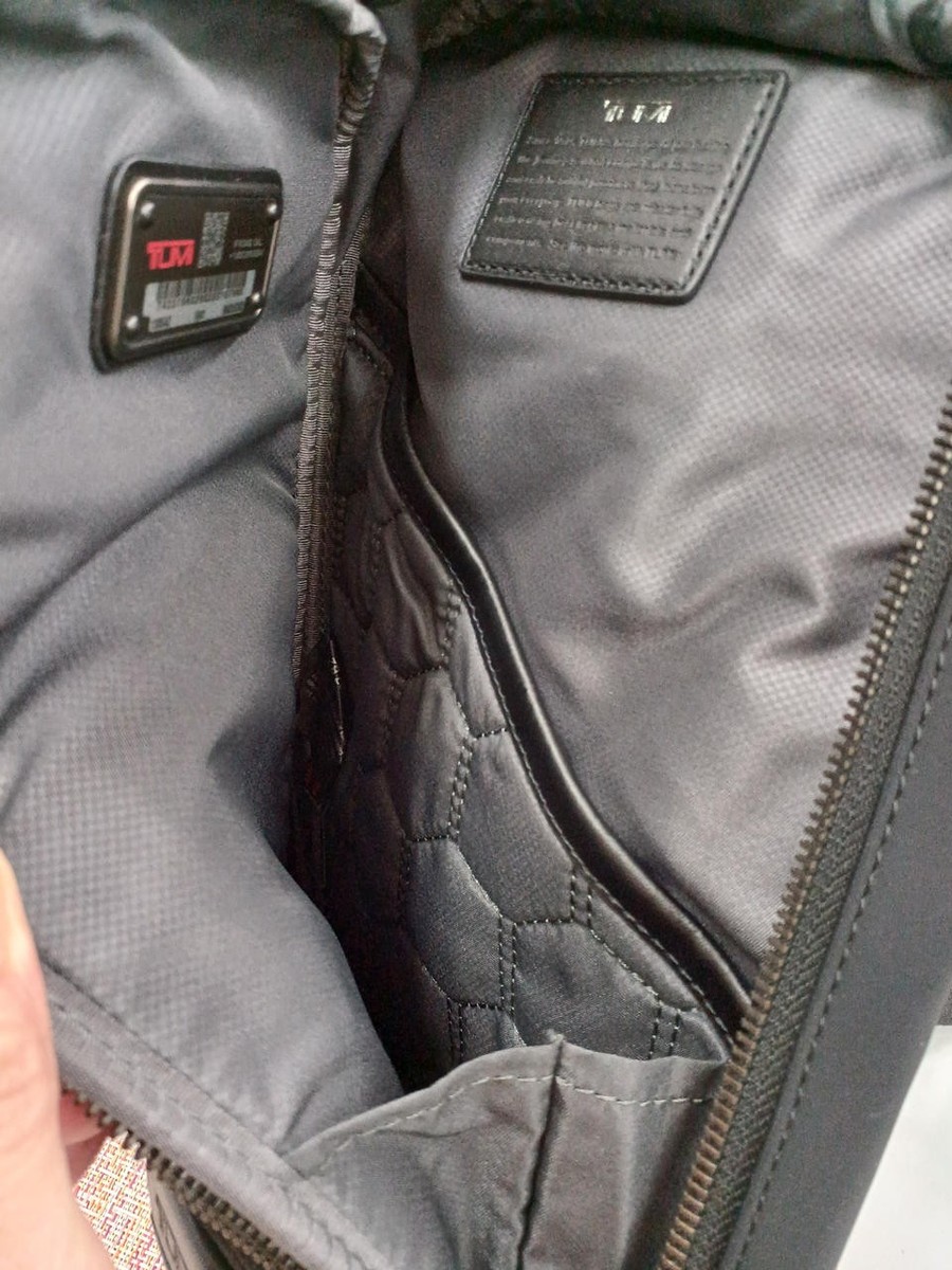 Tumi 130542 Harrison Gregory Sling | eBay