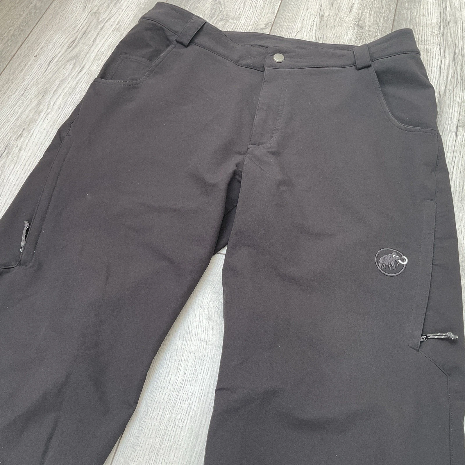 Mammut Pants Trousers Black Softshell Softtech Walking Hiking Mens Size W34 L33
Opens in a new windo