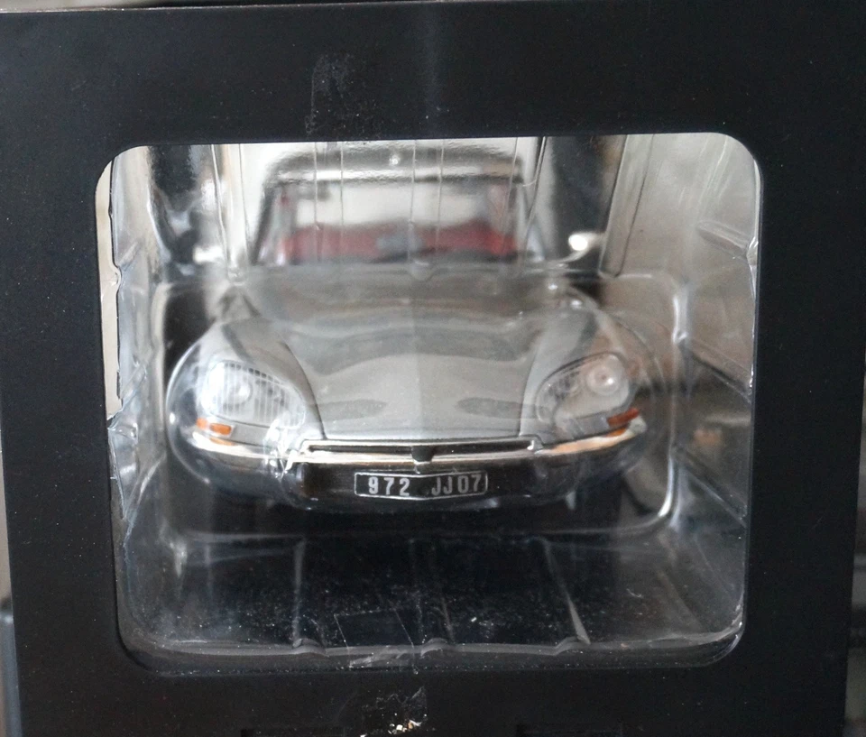 NOREV 1/18 - CITROËN DS 23 PALLAS - 1972 - Photo 2/4