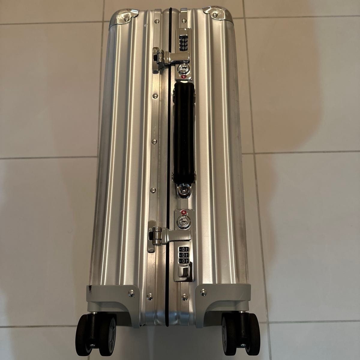 Rimowa Classic Cabin 33L Silver 4 wheels Carry Case Suitcase | eBay