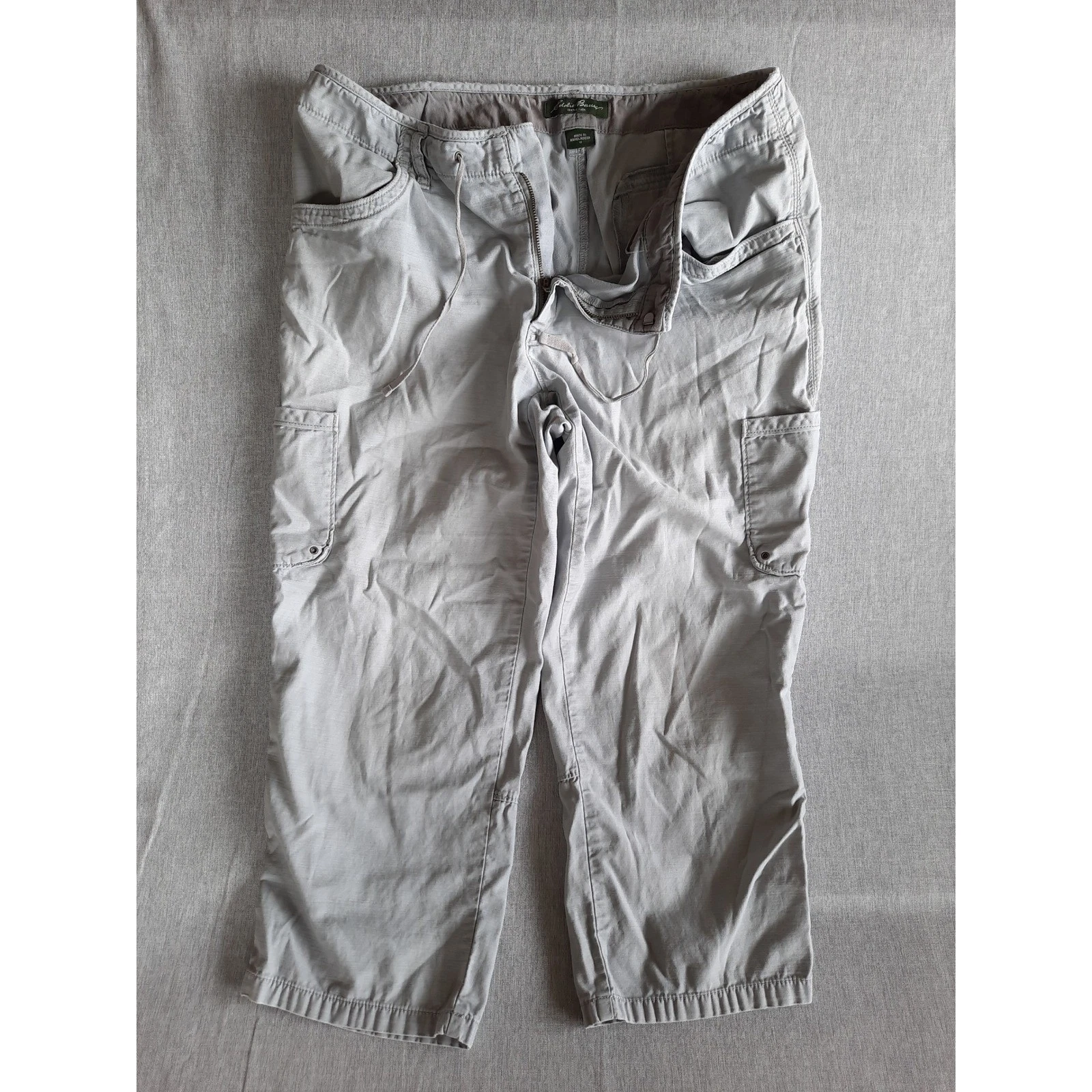 Eddie Bauer Women 12 Utility Wide Leg Drawstring Capri Cargo Camp Pants Gray