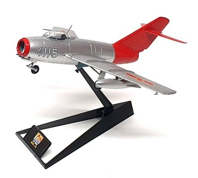 Easy Model 1/72 Scale 37131 - MiG-15 Soviet Aircraft 4115 - Silver/Red