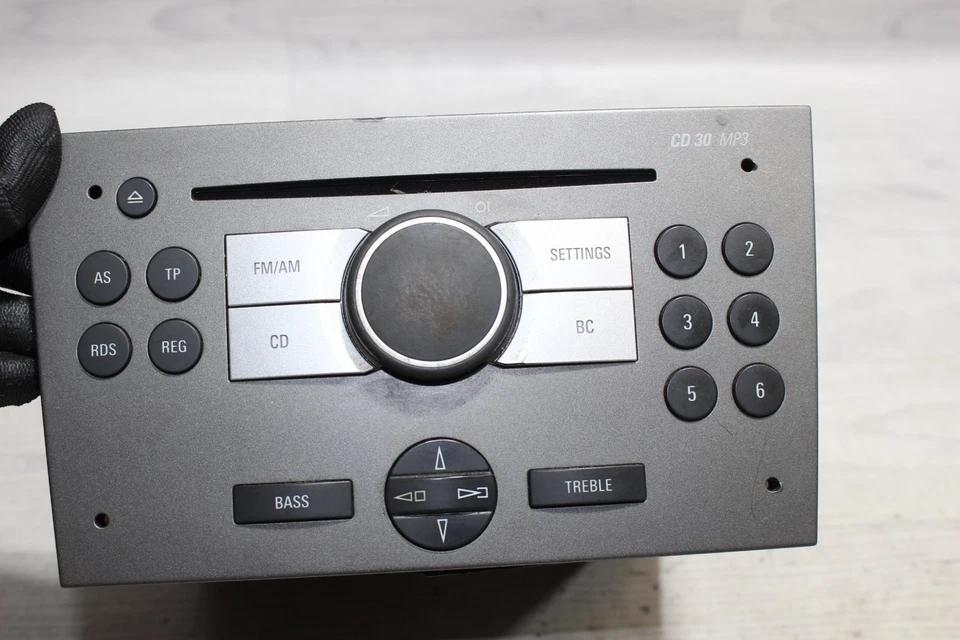 CD30 MP3 Autoradio Radio UCH-UK6 CODE fehlt Opel Meriva A E75 Bj,08 - Bild 2 von 4