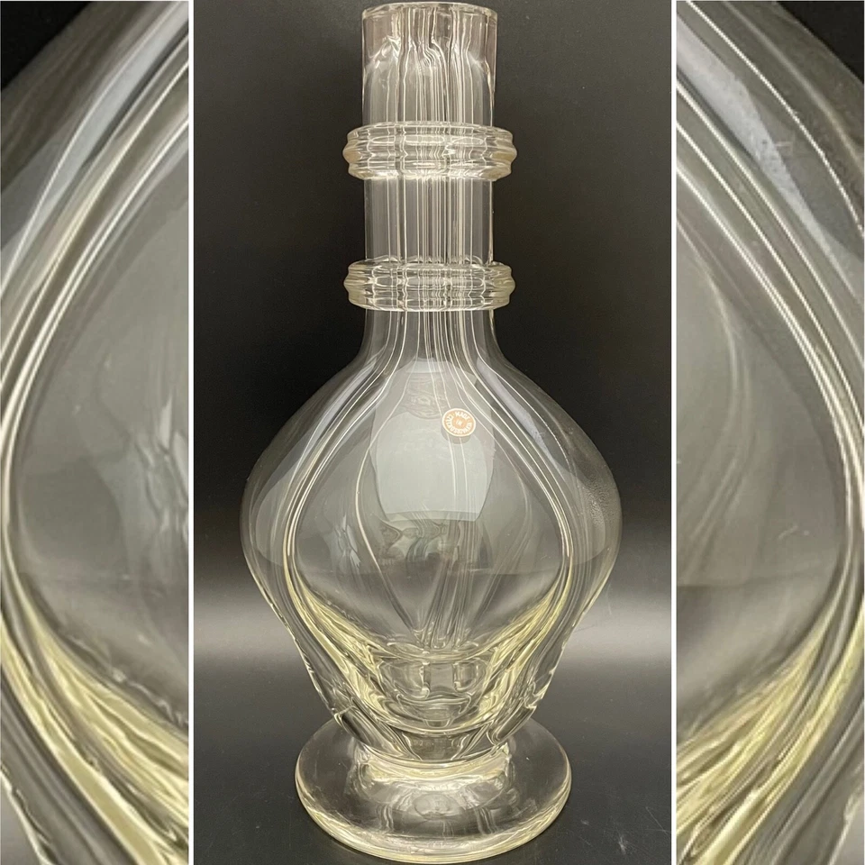 Jarra de licor de cristal transparente de cuatro cámaras hecha en Checoslovaquia 10,75" de alto Foto 4 de 4