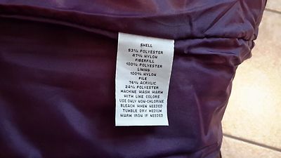 Linge de lit motif feuilles stylisées