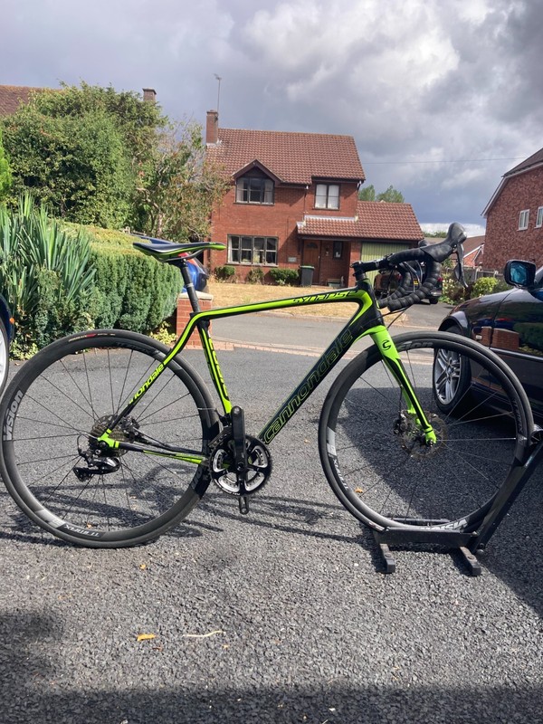 Cannondale Synapse Ultegra Full Carbon Disc Road Bike - 54cm